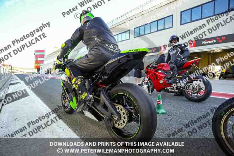 cadwell no limits trackday;cadwell park;cadwell park photographs;cadwell trackday photographs;enduro digital images;event digital images;eventdigitalimages;navarra;no limits trackdays;peter wileman photography;racing digital images;trackday digital images;trackday photos